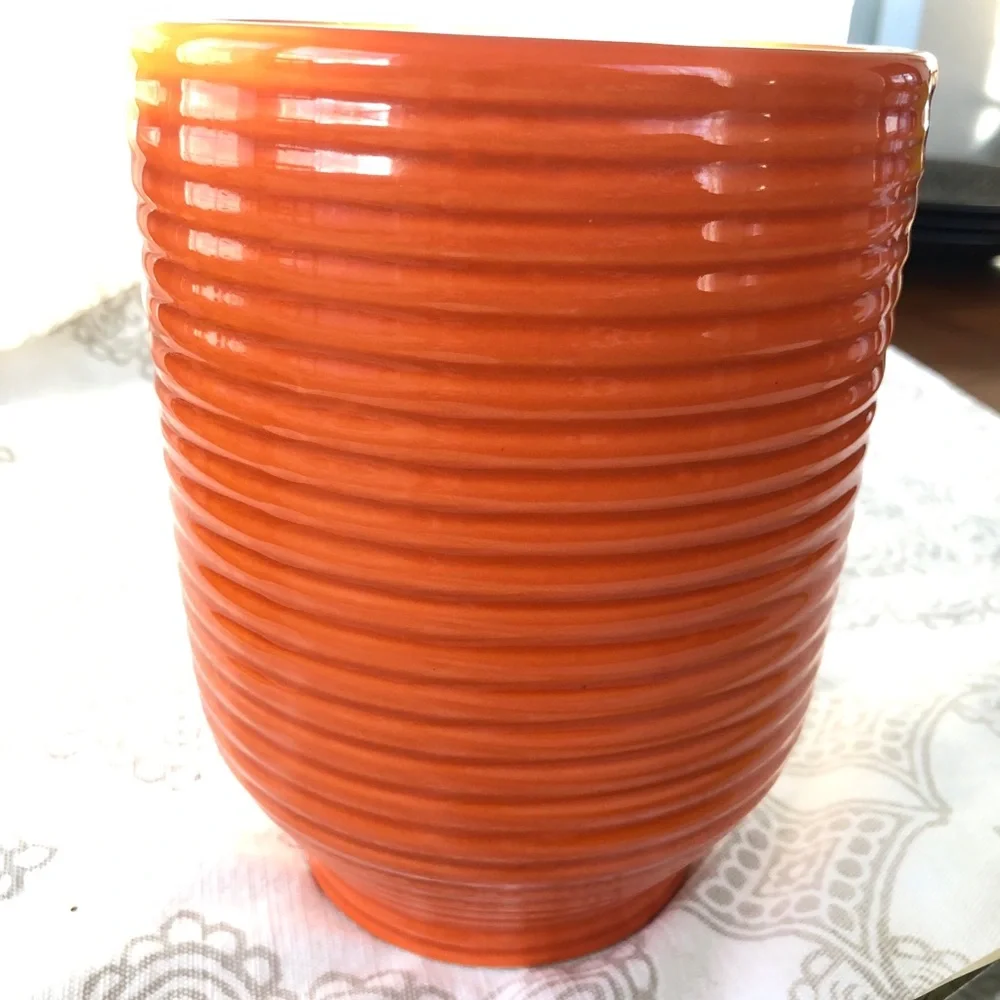 Pier 1 imports~ Ribbed Orange Glaze Dolomite Ceramic Planter 7”x5.5”